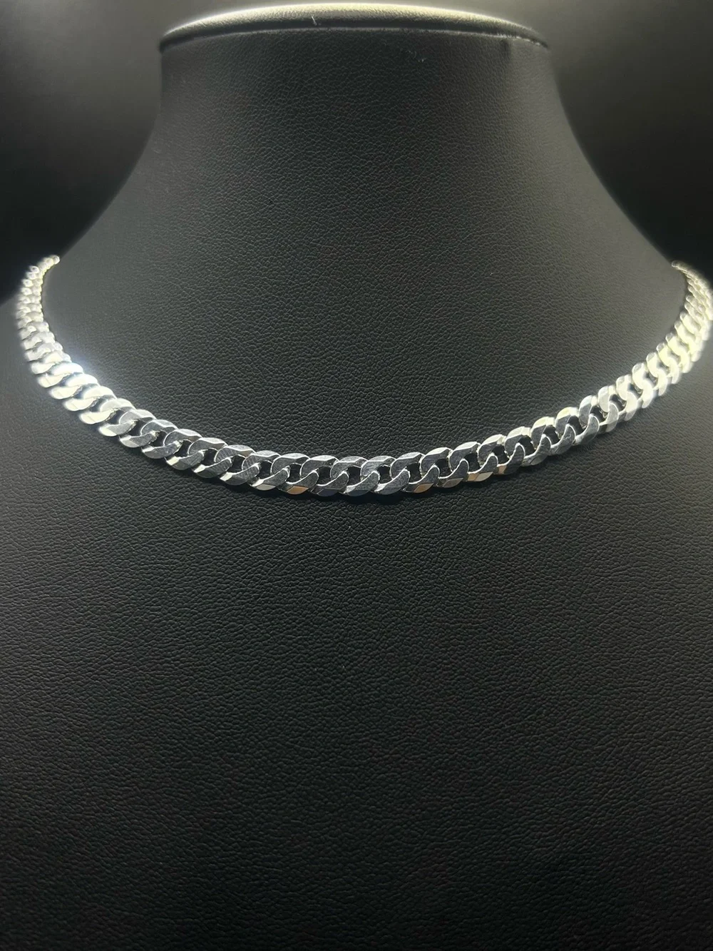 22 Inch Cuban Link Chain 7mm width
